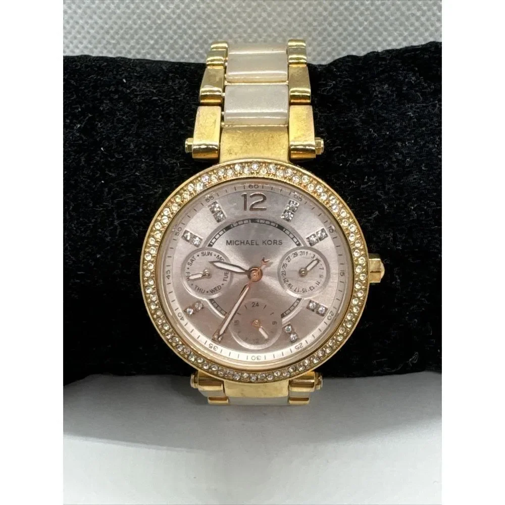 Michael Kors Mini Parker MK6110 Women's Rose Gold Analog Dial Wrist Watch JNA838